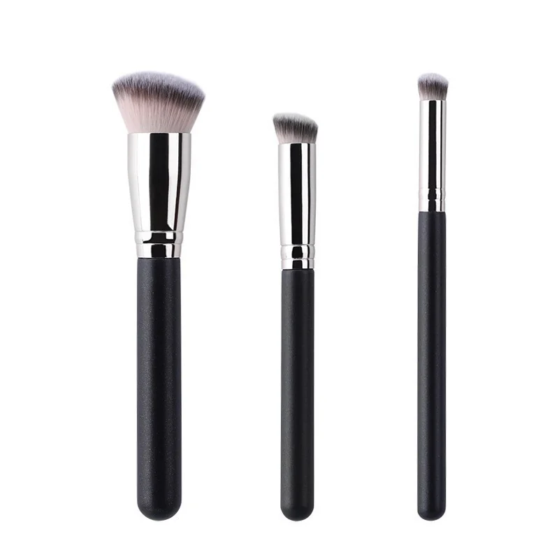 270 / 170 / 370 Concealer and Foundation Brush